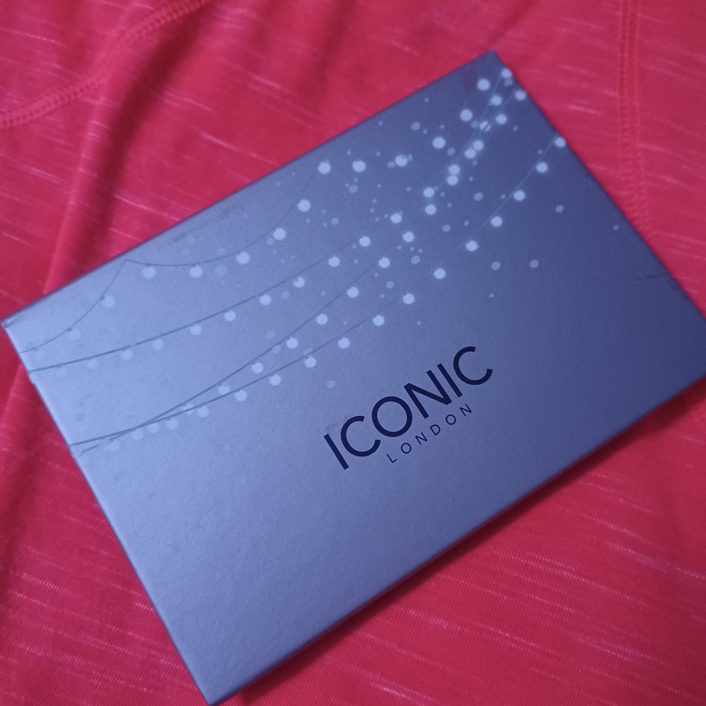 Iconic makeup - Picture 2 of 3